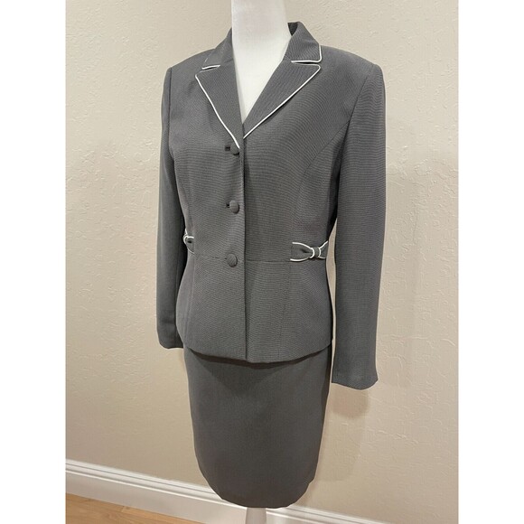 ~ Le Suit 2pc Skirt Suit 8p Black Print White Trim Work Notch Lapel Pencil Skirt - Picture 1 of 16